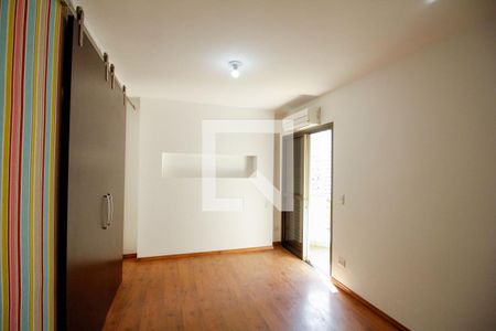 Apartamento à venda com 131m², 3 quartos e 2 vagas Apartamento à venda com 131m², 3 quartos e 2 vagasQuarto 2