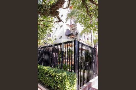 Apartamento à venda com 131m², 3 quartos e 2 vagas Apartamento à venda com 131m², 3 quartos e 2 vagasFachada