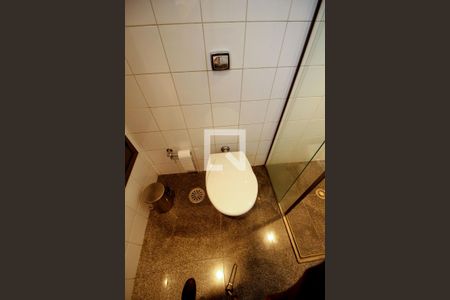 Apartamento à venda com 131m², 3 quartos e 2 vagas Apartamento à venda com 131m², 3 quartos e 2 vagasBanheiro Social