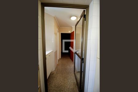 Apartamento à venda com 131m², 3 quartos e 2 vagas Apartamento à venda com 131m², 3 quartos e 2 vagasLavanderia