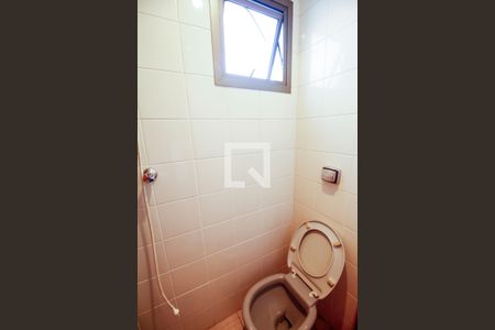 Apartamento à venda com 131m², 3 quartos e 2 vagas Apartamento à venda com 131m², 3 quartos e 2 vagasBanheiro Lavanderia