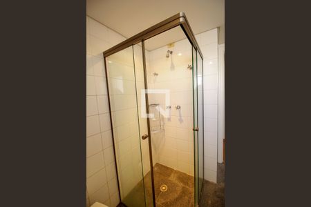 Apartamento à venda com 131m², 3 quartos e 2 vagas Apartamento à venda com 131m², 3 quartos e 2 vagasBanheiro Social