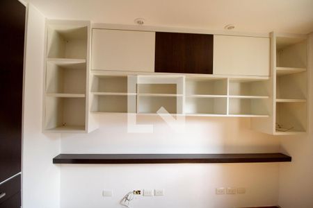 Apartamento à venda com 131m², 3 quartos e 2 vagas Apartamento à venda com 131m², 3 quartos e 2 vagasQuarto 1