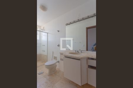 Apartamento para alugar com 120m², 4 quartos e 2 vagasBanheiro
