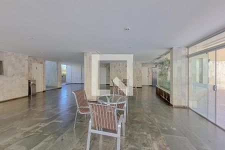 Apartamento para alugar com 120m², 4 quartos e 2 vagasÁrea comum - Salão de festas