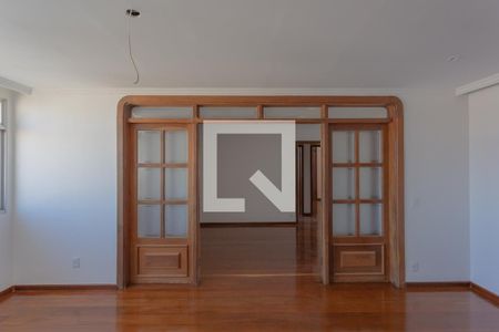 Sala de apartamento para alugar com 4 quartos, 120m² em Sion, Belo Horizonte