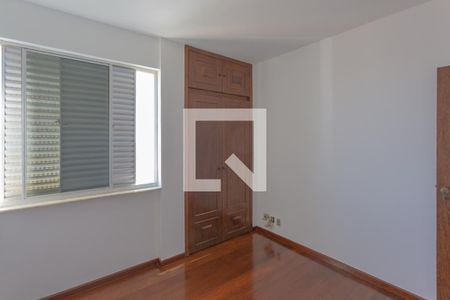 Apartamento para alugar com 120m², 4 quartos e 2 vagasQuarto 3