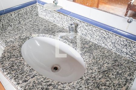 Apartamento à venda com 90m², 3 quartos e 1 vaga Apartamento à venda com 90m², 3 quartos e 1 vagaBanheiro da suíte