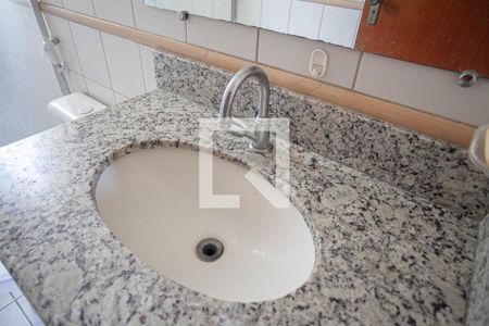 Apartamento à venda com 90m², 3 quartos e 1 vaga Apartamento à venda com 90m², 3 quartos e 1 vagaBanheiro social