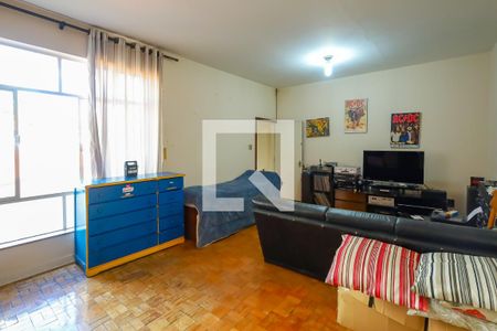 Casa à venda com 220m², 3 quartos e 7 vagas Casa à venda com 220m², 3 quartos e 7 vagasSalão de Festas