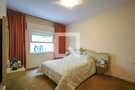 Casa à venda com 220m², 3 quartos e 7 vagas Casa à venda com 220m², 3 quartos e 7 vagasQuarto 2