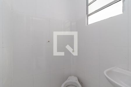 Banheiro de casa para alugar com 1 quarto, 40m² em Casa Verde Alta, São Paulo