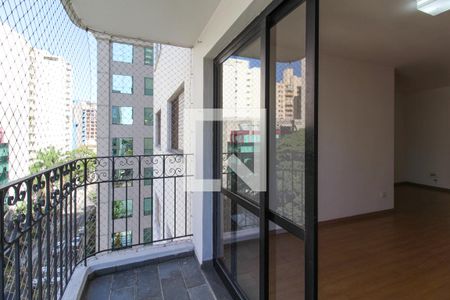 Sacada de apartamento à venda com 3 quartos, 80m² em Vila Olímpia, São Paulo