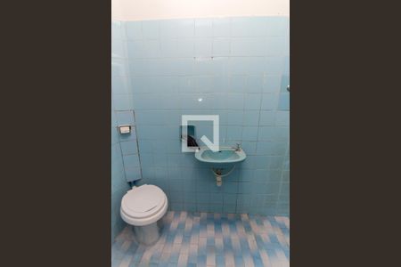Banheiro de casa para alugar com 1 quarto, 40m² em Jardim Brasil (zona Norte), São Paulo