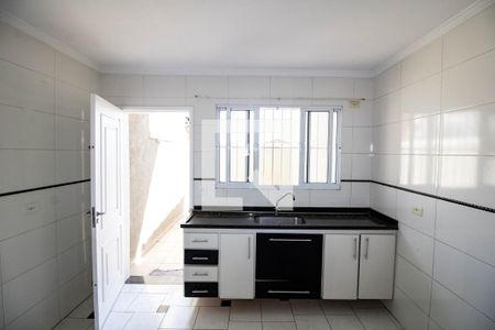 Cozinha de casa para alugar com 2 quartos, 100m² em Jardim Ester, São Paulo