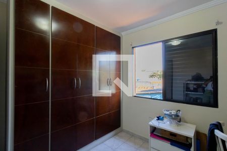 Casa à venda com 240m², 3 quartos e 6 vagas Casa à venda com 240m², 3 quartos e 6 vagasQuarto 2