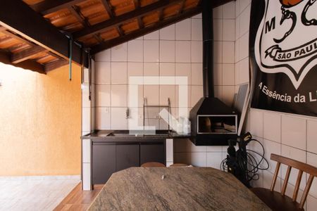 Casa à venda com 240m², 3 quartos e 6 vagas Casa à venda com 240m², 3 quartos e 6 vagasEspaço Gourmet