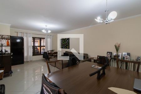 Sala de casa à venda com 3 quartos, 240m² em Jardim Bom Clima, Guarulhos