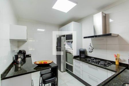 Casa à venda com 167m², 3 quartos e 3 vagasCozinha