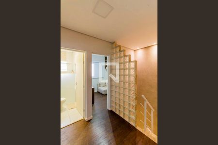 Casa à venda com 167m², 3 quartos e 3 vagasCorredor