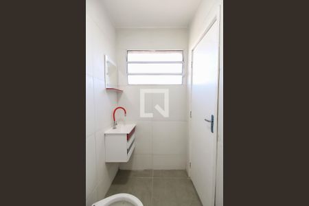 Studio para alugar com 30m², 1 quarto e sem vaga Studio para alugar com 30m², 1 quarto e sem vagaBanheiro