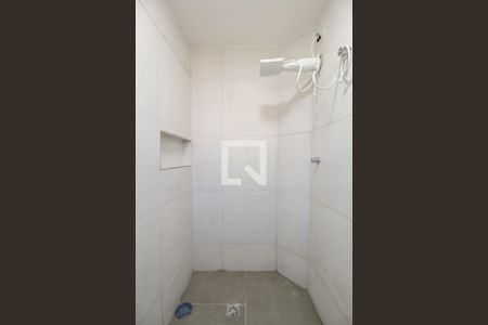 Studio para alugar com 30m², 1 quarto e sem vaga Studio para alugar com 30m², 1 quarto e sem vagaBanheiro