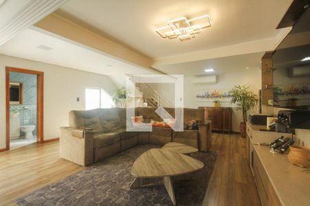 Sala de casa à venda com 4 quartos, 248m² em Chácara das Pedras, Porto Alegre