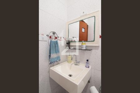 Casa à venda com 220m², 3 quartos e 4 vagasBanheiro