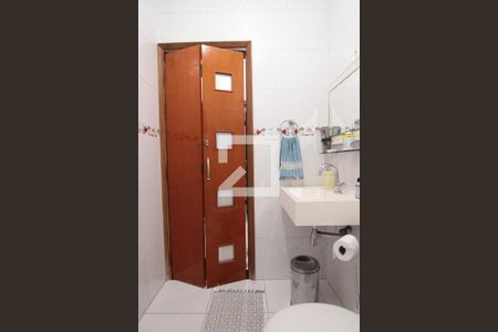 Casa à venda com 220m², 3 quartos e 4 vagasBanheiro