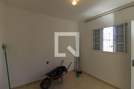 Quarto de casa para alugar com 1 quarto, 40m² em Sapopemba, São Paulo