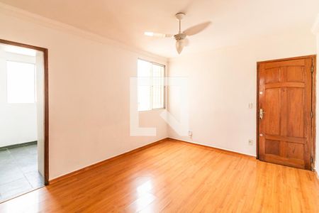 Sala de apartamento para alugar com 2 quartos, 45m² em Floramar, Belo Horizonte