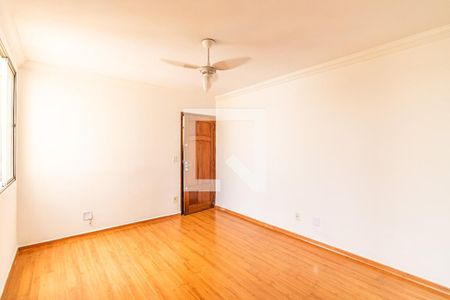 Sala de apartamento para alugar com 2 quartos, 45m² em Floramar, Belo Horizonte