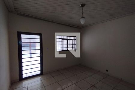 Sala de casa para alugar com 2 quartos, 60m² em Vila Tiberio, Ribeirão Preto