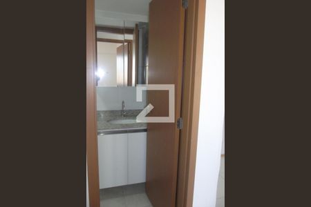 Banheiro de apartamento para alugar com 1 quarto, 42m² em Cachambi, Rio de Janeiro