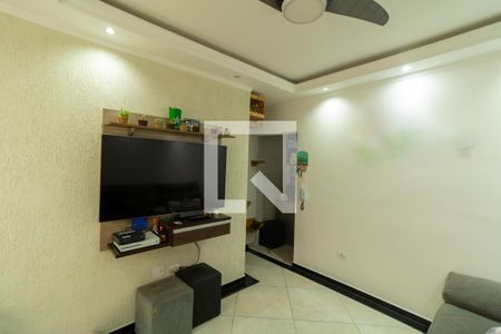 Sala de casa de condomínio à venda com 2 quartos, 64m² em Burgo Paulista, São Paulo