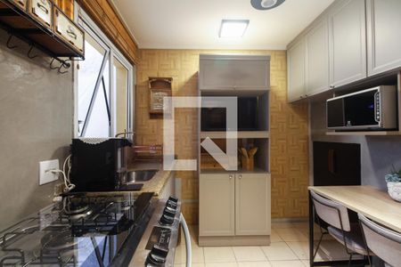 Casa de condomínio à venda com 72m², 2 quartos e 1 vagaCozinha 