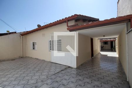 Casa para alugar com 151m², 3 quartos e 2 vagasÁrea Externa