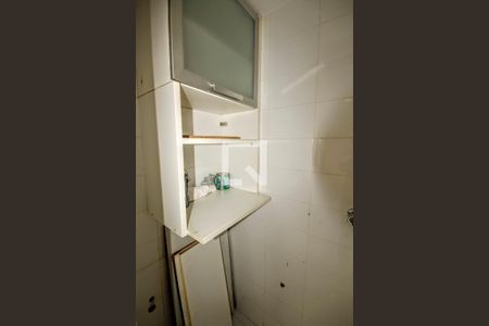 Banheiro de serviço de apartamento para alugar com 3 quartos, 87m² em Vila da Serra, Nova Lima