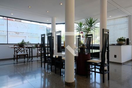 Sala de casa à venda com 5 quartos, 540m² em Mangabeiras, Belo Horizonte