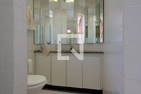 Casa à venda com 540m², 5 quartos e 4 vagasBanheiro