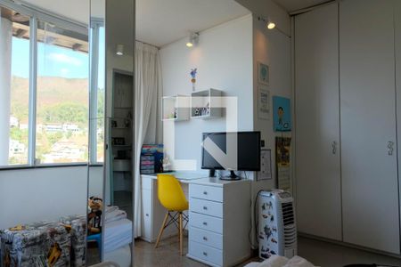 Casa à venda com 540m², 5 quartos e 4 vagasQuarto 1