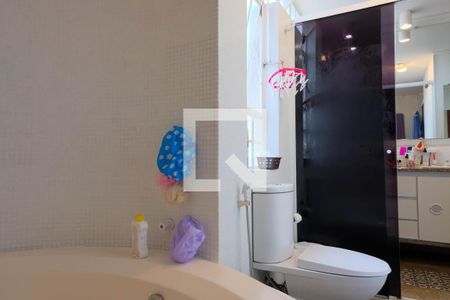 Casa à venda com 540m², 5 quartos e 4 vagasBanheiro