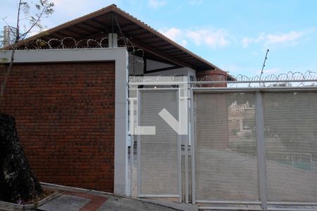 Casa à venda com 540m², 5 quartos e 4 vagasFachada