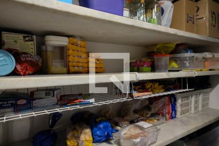 Casa à venda com 540m², 5 quartos e 4 vagasDespensa