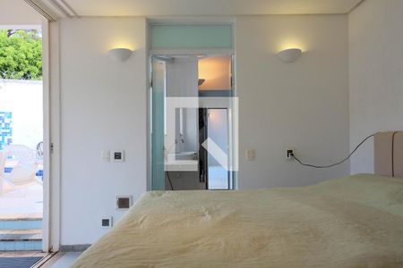 Casa à venda com 540m², 5 quartos e 4 vagasBanheiro