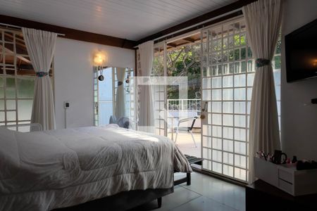 Casa à venda com 540m², 5 quartos e 4 vagasQuarto