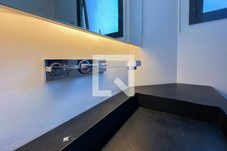 Apartamento à venda com 375m², 3 quartos e 4 vagas Apartamento à venda com 375m², 3 quartos e 4 vagasBanheiro 1 Suíte 1