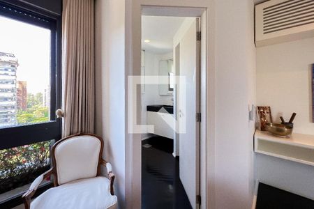 Apartamento à venda com 375m², 3 quartos e 4 vagas Apartamento à venda com 375m², 3 quartos e 4 vagasBanheiro 2 Suíte 1