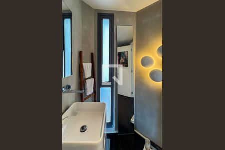 Apartamento à venda com 375m², 3 quartos e 4 vagas Apartamento à venda com 375m², 3 quartos e 4 vagasLavabo