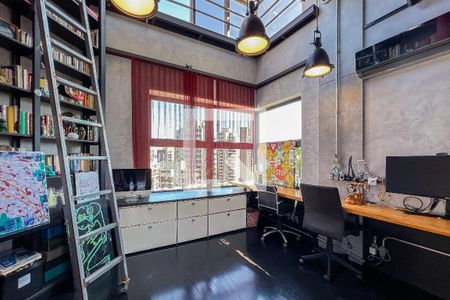 Apartamento à venda com 375m², 3 quartos e 4 vagas Apartamento à venda com 375m², 3 quartos e 4 vagasEscritório